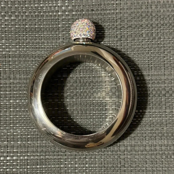 Flask bracelet - Picture 2 of 3